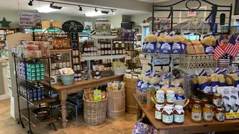 ** 1st Time on Market ** Villarinas Pasta & More **