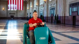 Unlock Unlimited Income Potential: Top-Tier Janitorial Franchise