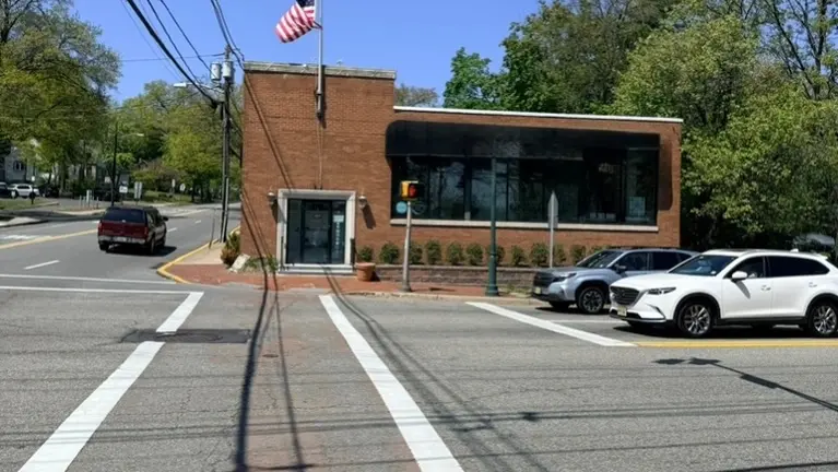3,000 Sq. Ft. Showroom