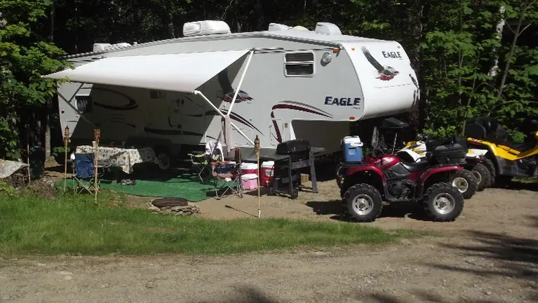 6 RV sites with water & 30amp electric hook up 6 RV sites with water & 30amp electric hook up