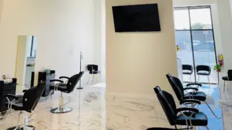 A well maintained and profitable Beauty salon