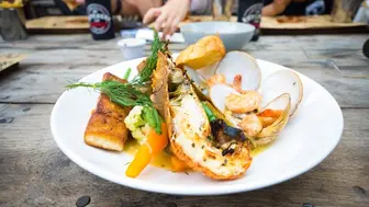 Outer Sunset Restaurant For Sale with Low Rent and Fully Equipped