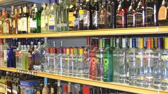 Denver Neighborhood Liquor Store for Sale – LOW, LOW RENT!
