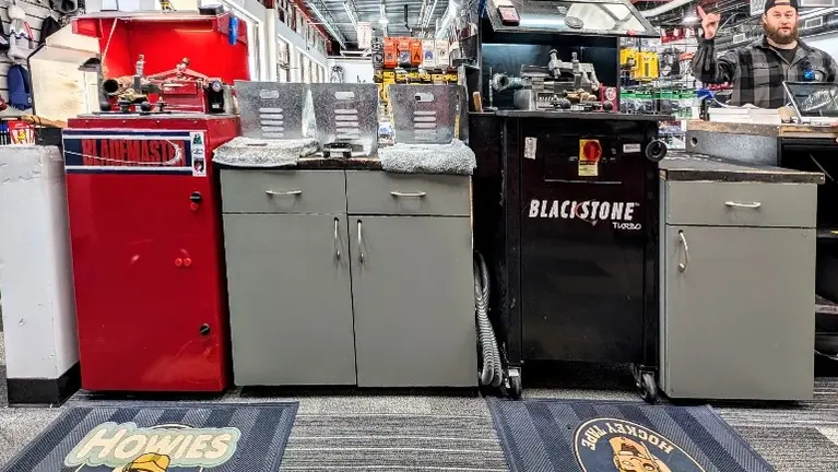 Sharpeners, Blademaster shrpener/Cross Grinder and Blackstone Turbo high speed sharpener, with BFD dresser 