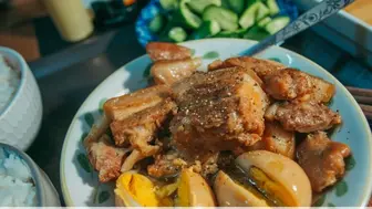 Restaurant Buffet and dine in style with Karaoke