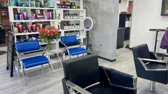 All in One  Comfortable Hair And Nail Unisex Salon in Burbank