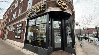 Rare Lakeview opportunity: fully built-out, turnkey cookie shop