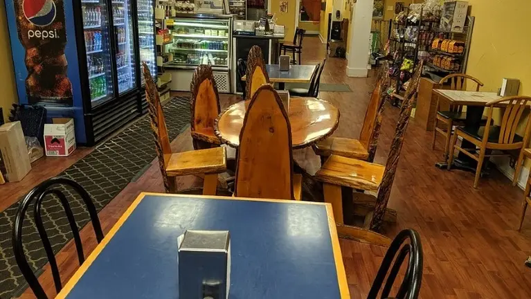 Seating area Seating area