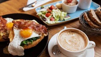 Cafe Restaurant for Sale Indianapolis. Turnkey, Hood, Low Rent