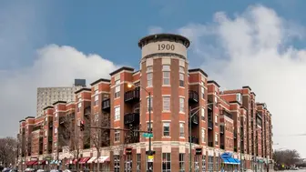 South Loop Restaurant Spaces at Pointe 1900