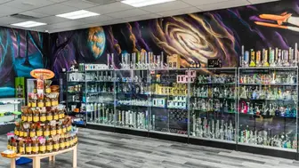 Established 3-Store CT Smoke/Vape Retail Chain - Strong Reviews