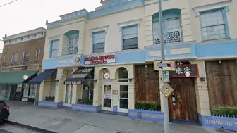 Turnkey Beauty Studio Near USC/6 Rental Units/High Upside/$78K Est Rev