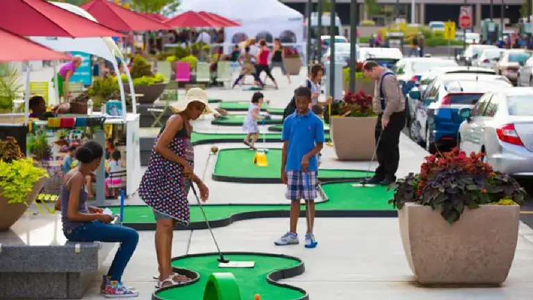 9-Hole Mini Gol Setup