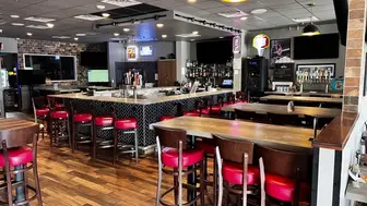 Established Sports Bar in High-Traffic Area – Ready for New Owner