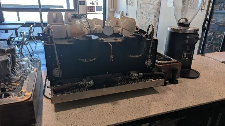 Synesso S200 & Mahlkonig E80s