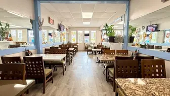 Fully equipped, professional-grade kitchen Restaurant in Chinatown, HI