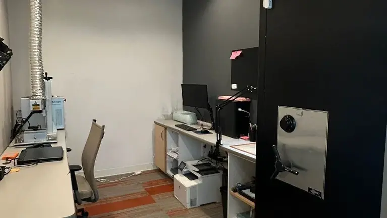 laser engraving room