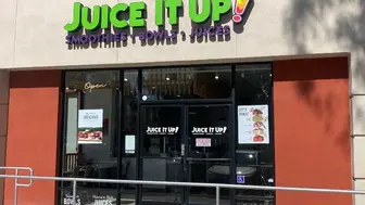 Profitable Brand New Juiceitup! Franchise in High Traffic Shopping Ctr