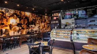 Turnkey Restaurant with Large Kitchen