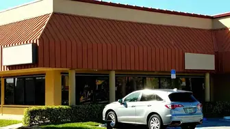 Versatile Commercial Facility Positioned for Growth in South Florida