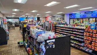 Large Marathon Gas Station with Hunt Brothers Pizza!!