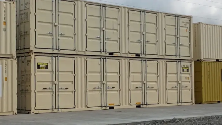 Specialty rental containers