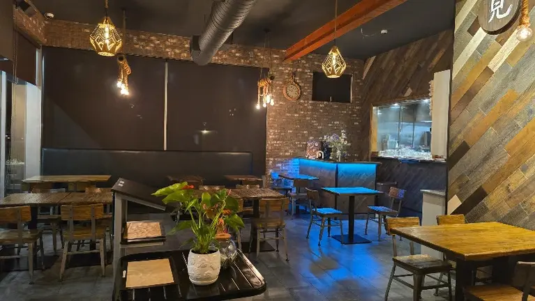 Front of the house 2