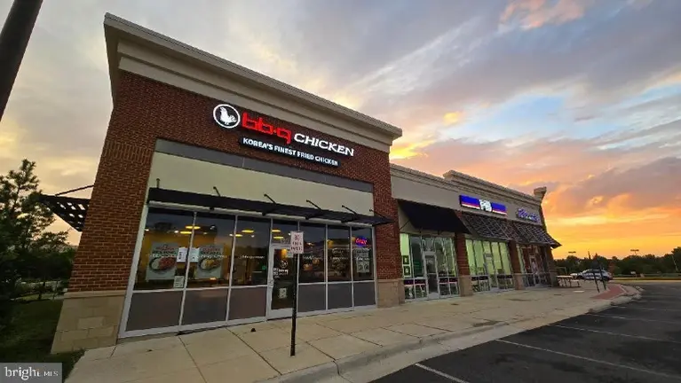 Franchise - bb.q Chicken Restaurant for Sale