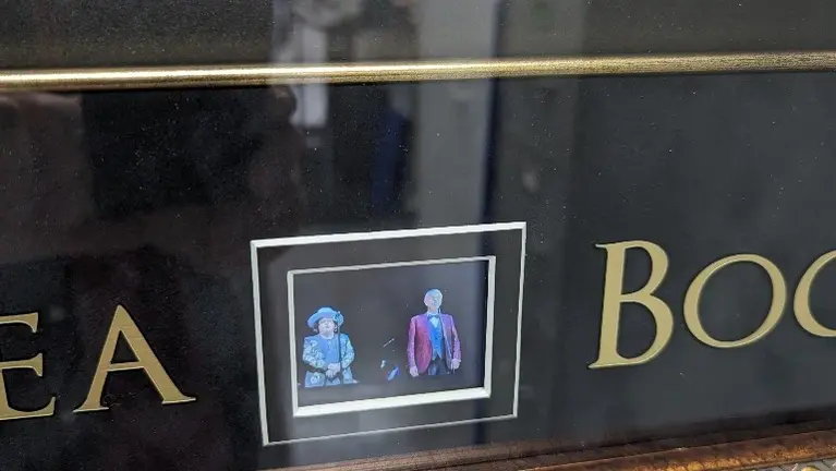 2.50 inch screen w/sound