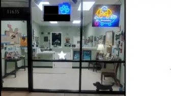 Established Pet Grooming Salon In Kroger Shopping Center