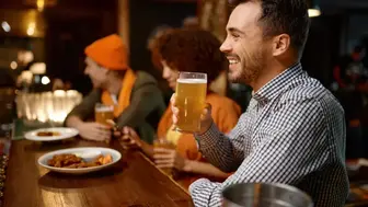 Top Performing Local Bar – Loyal Customer Base