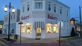 Hometown Bakery For Sale: Turn-key!