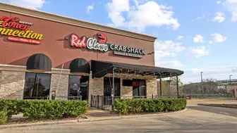 A well-established restaurant for serving popular Cajun cuisine!