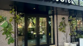 High-Volume Well-Established Clean Juice Tampa, FL-Hyde Park Village!