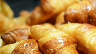 High-Traffic Beach Café/Bakery/Ice Cream – Turnkey