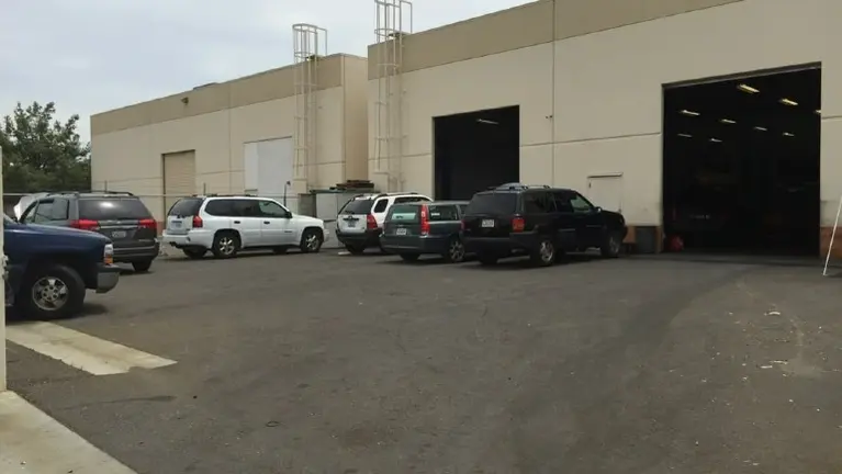 Big yard over 18,000sqt Big yard over 18,000sqt