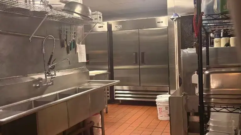back kitchen 