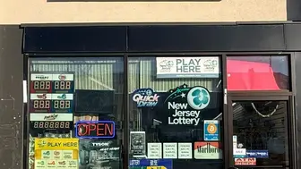 Money-Making Convenience Store – Lottery, Cigarette, and Gifts