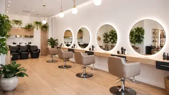 Turnkey Salon – Established Clientele & Prime Retail Location
