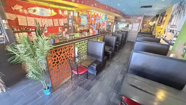 Dining Area Dining Area