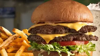 Well-established restaurant located in a high-traffic plaza