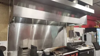 Established Mexican restaurant with 2 garages