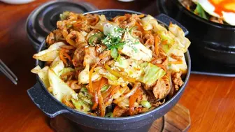 Prime Location Asian Spot with High Visibility