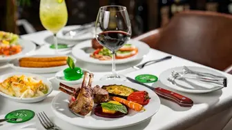 Freestanding N. Scottsdale Restaurant & Bar