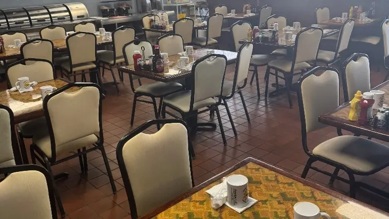 Breakfast restaurant- custom kitchen