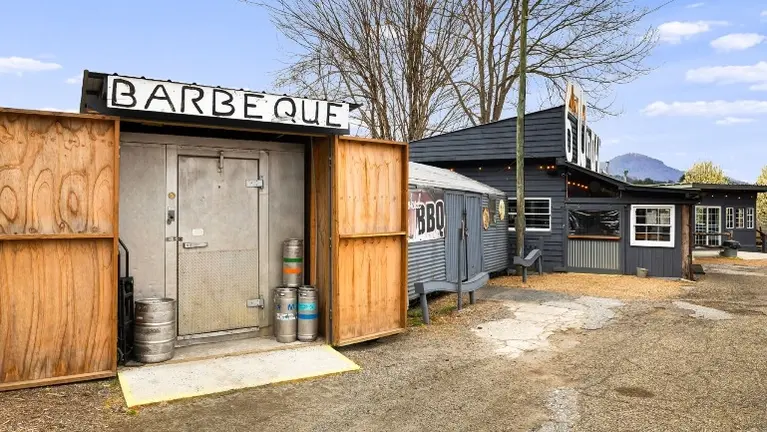 Beverage / Keg Cooler