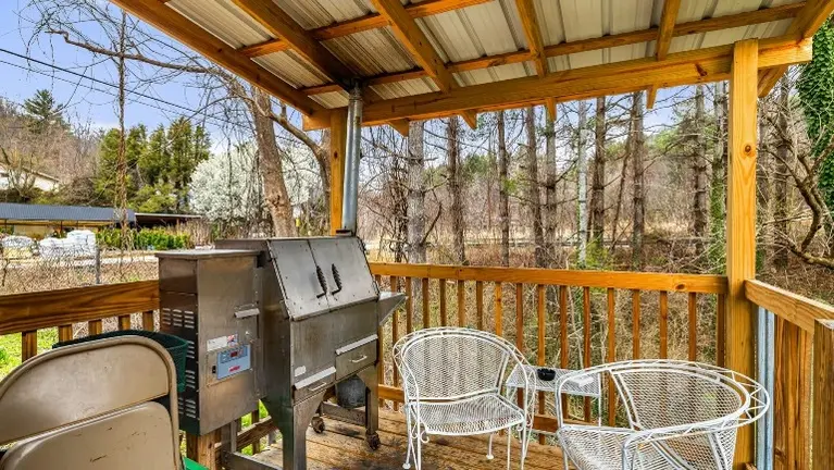 Grill BBQ Smoker Area