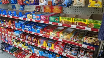 Convenience Store-Super Easy-Super Busy Neighborhood #3444