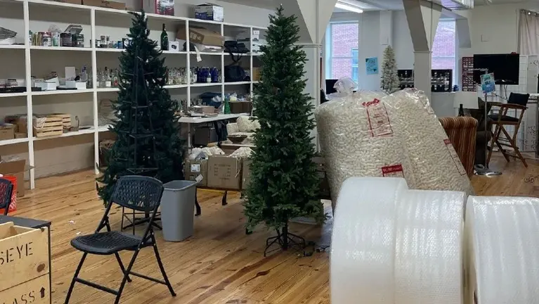 Dedicated workshop and classroom space for teaching profitable glass art classes.