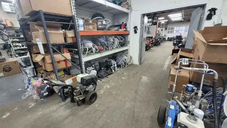 Adequate space Adequate space